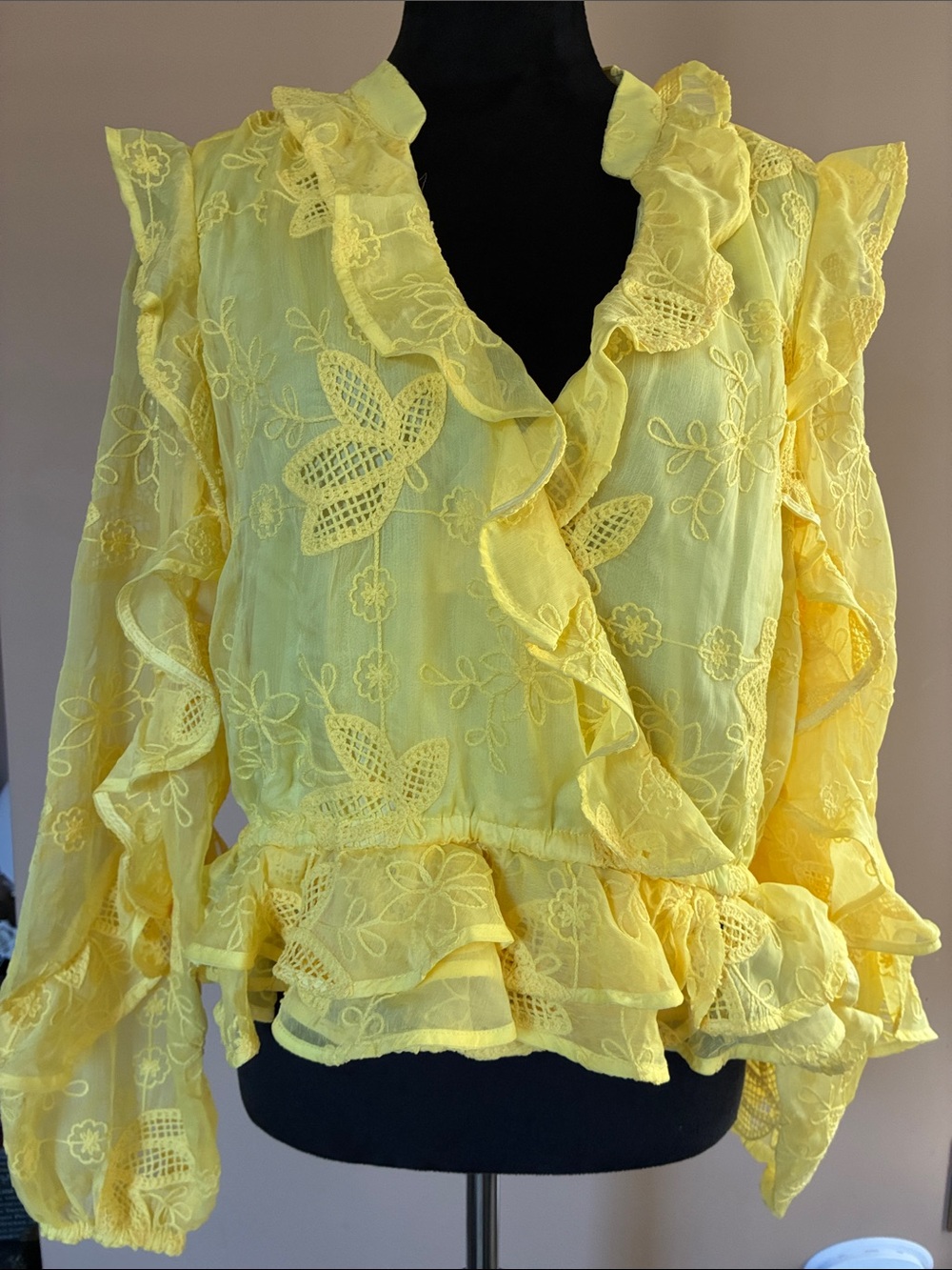 Blouse - Picture 3 of 4
